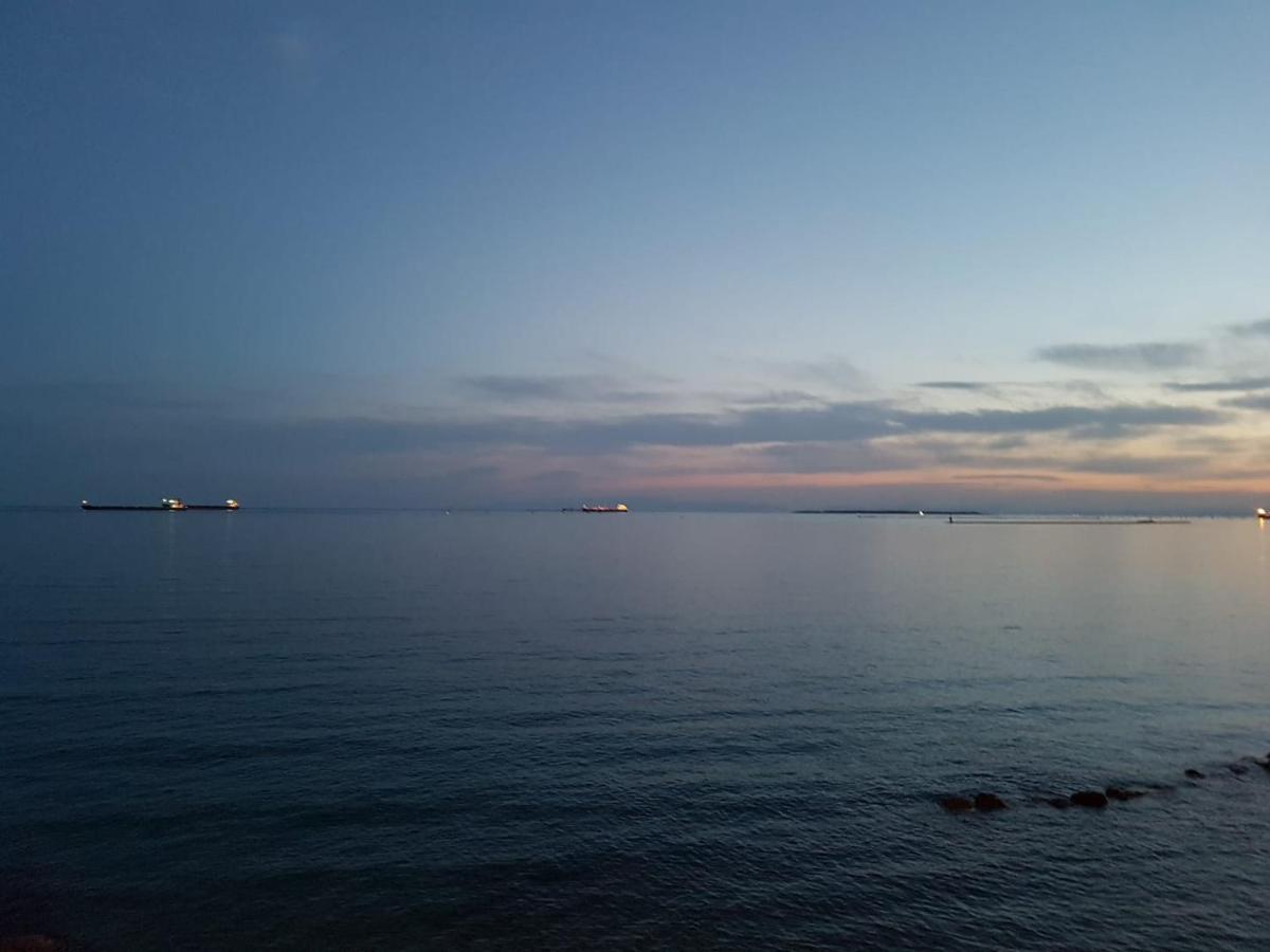 Philos - Appartements & Rooms Taranto Bagian luar foto