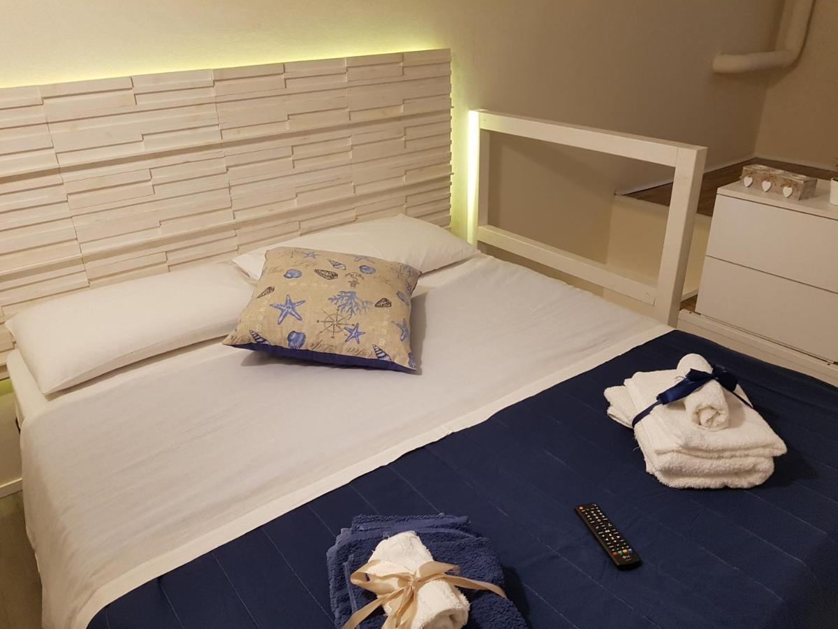 Philos - Appartements & Rooms Taranto Bagian luar foto