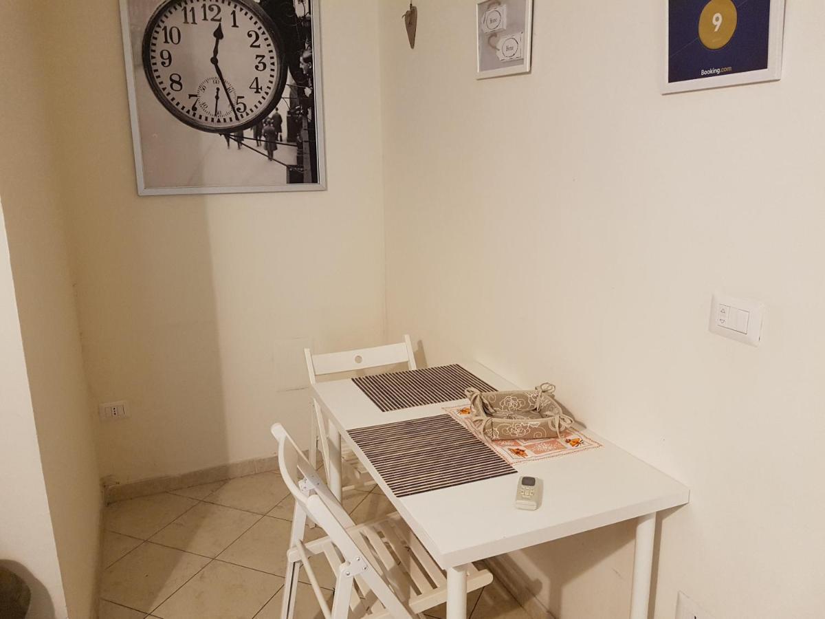 Philos - Appartements & Rooms Taranto Bagian luar foto