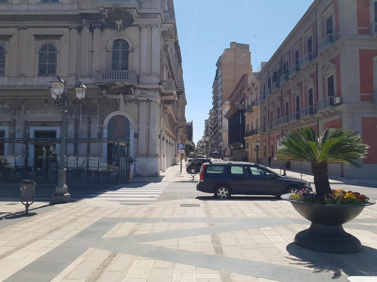 Philos - Appartements & Rooms Taranto Bagian luar foto