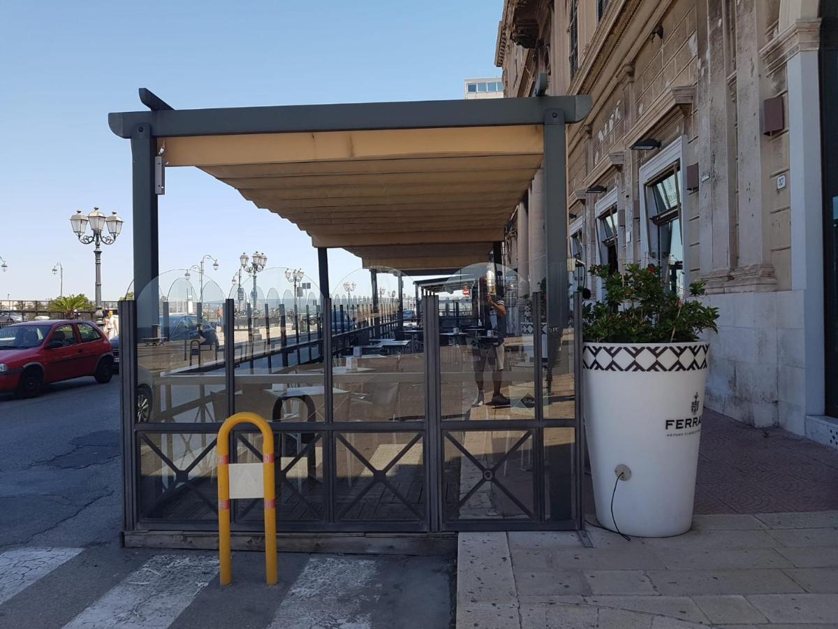 Philos - Appartements & Rooms Taranto Bagian luar foto